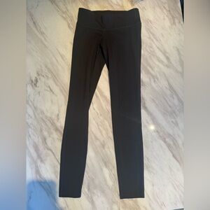Prana - Ashley Low Rise Chakara Performance Legging - Medium (Black) W4AASP315